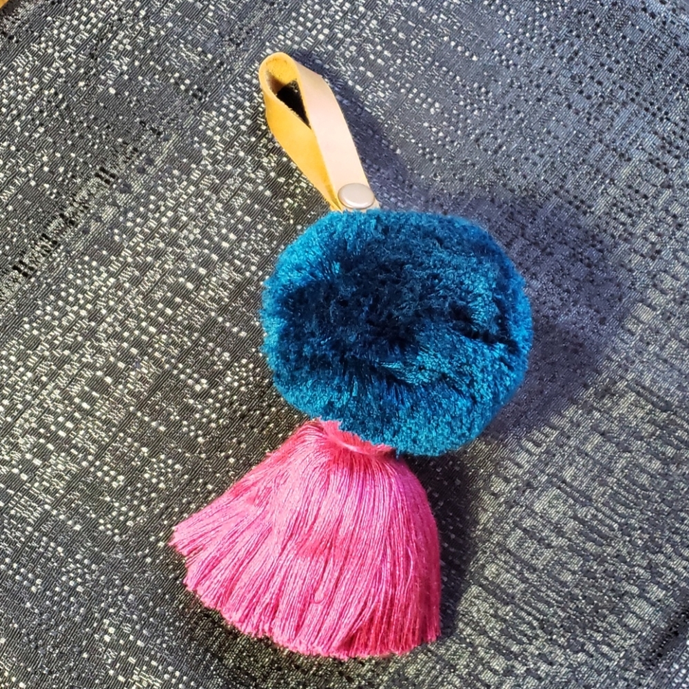 Moon Water Co. Pom